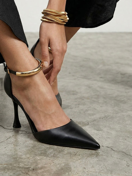 Capsule - Celine Black