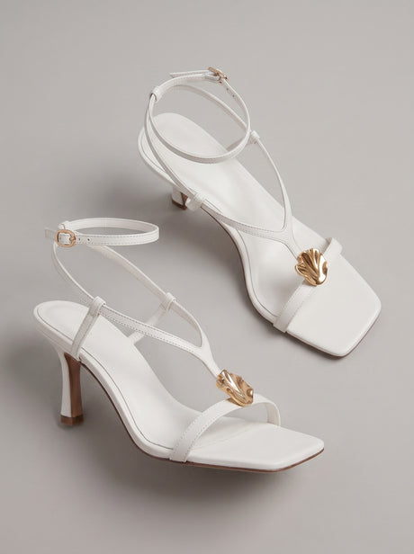 Capsule - Odette White