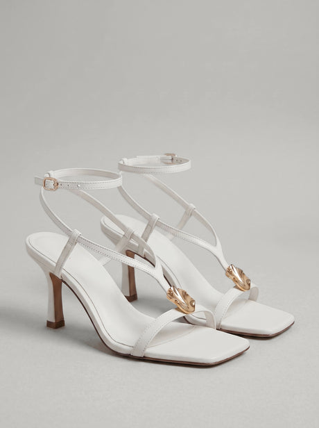 Capsule - Odette White