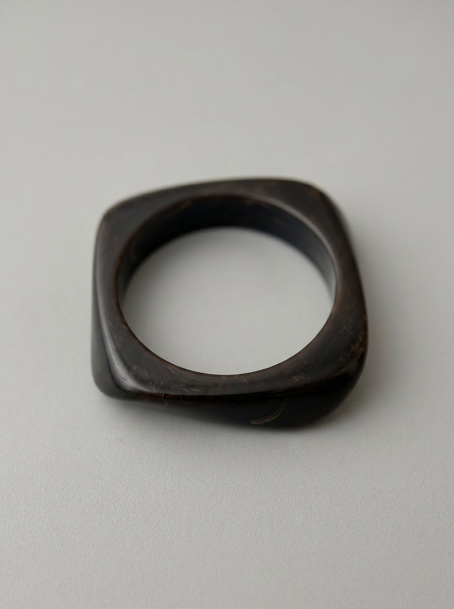 צמיד חום Marble