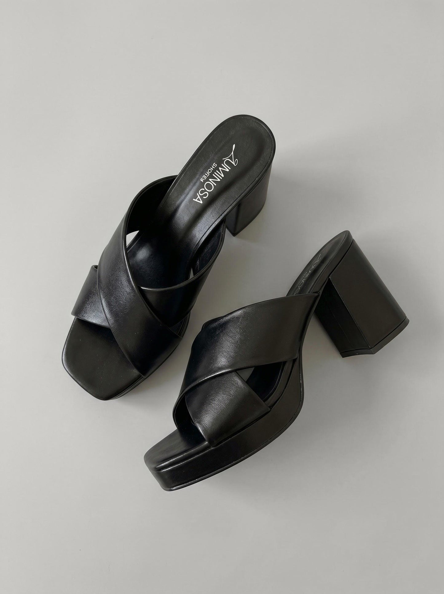 Twigy Black