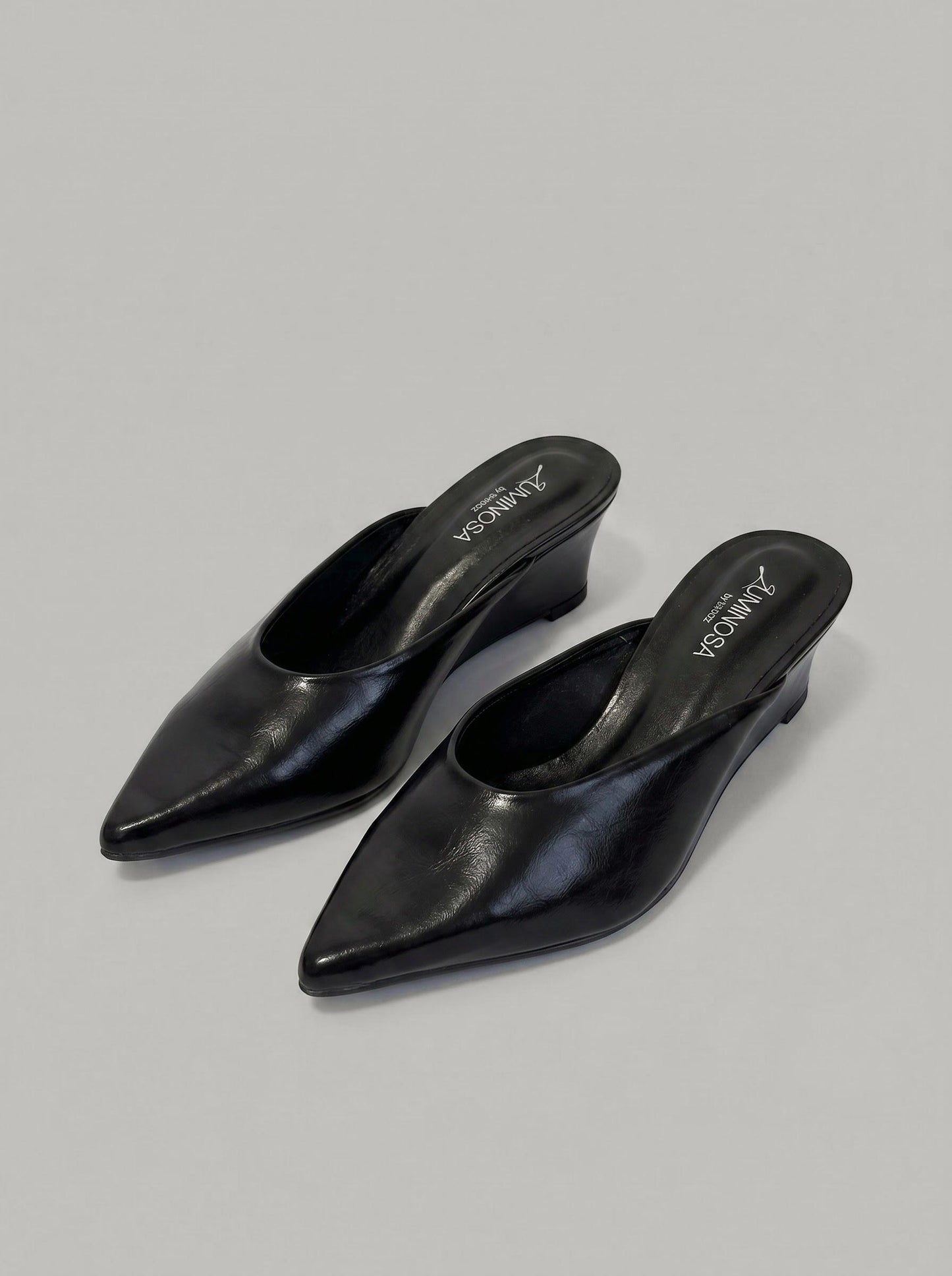 Sonnet Black