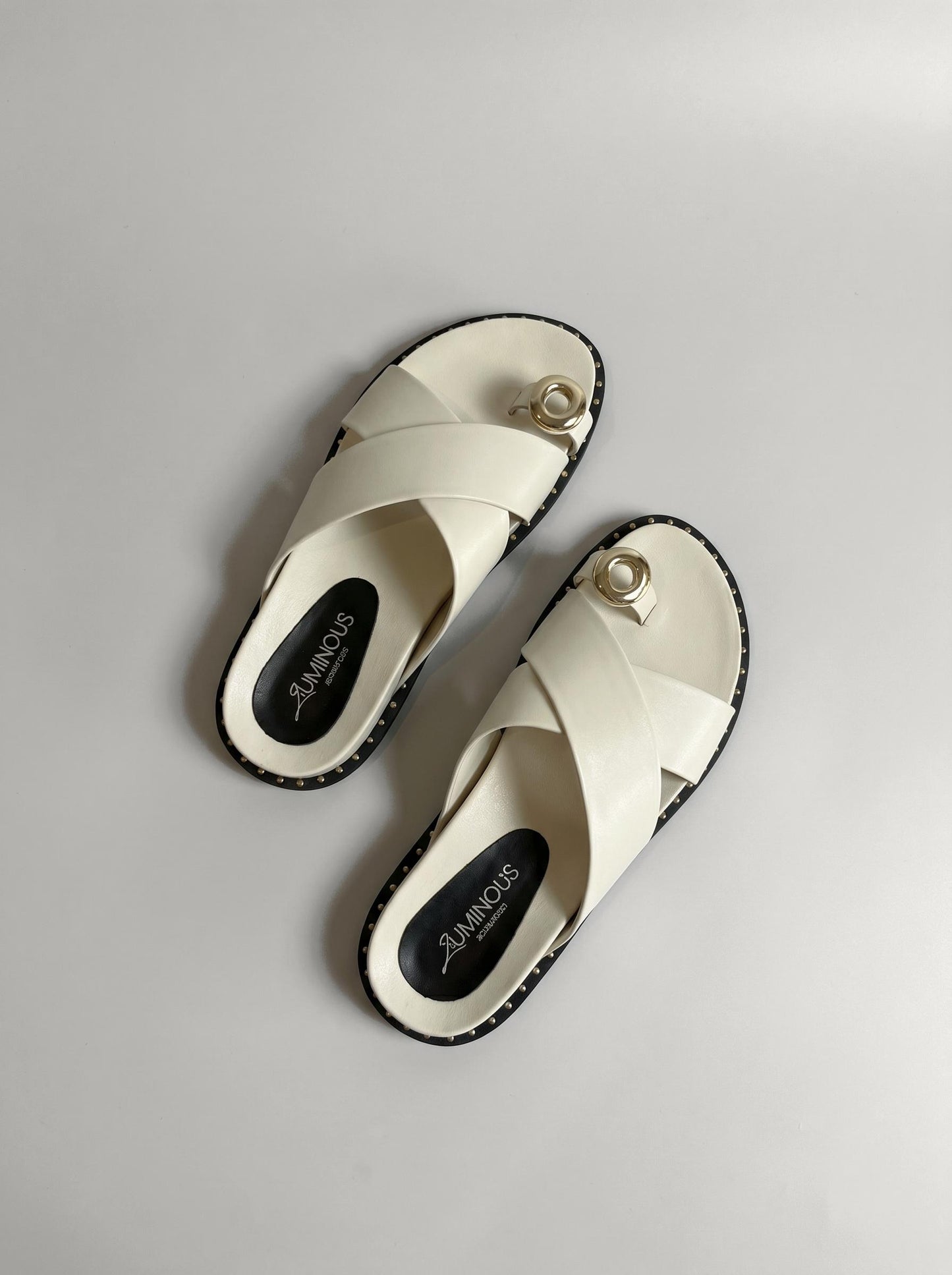 Winona Off White