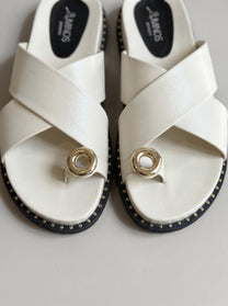 Winona Off White