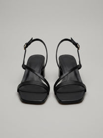 Capsule - Elia Black