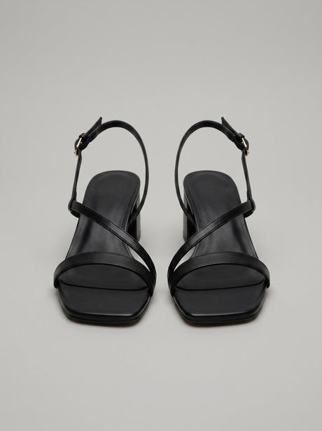 Capsule - Elia Black