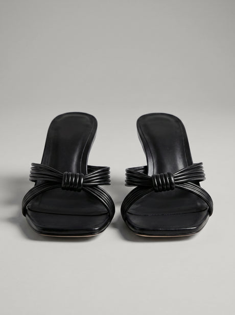 Capsule - Mono Heel Black