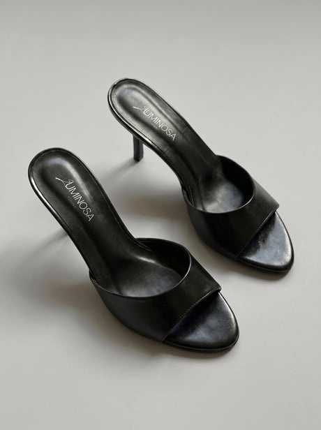 Pre-Order - Velma Black