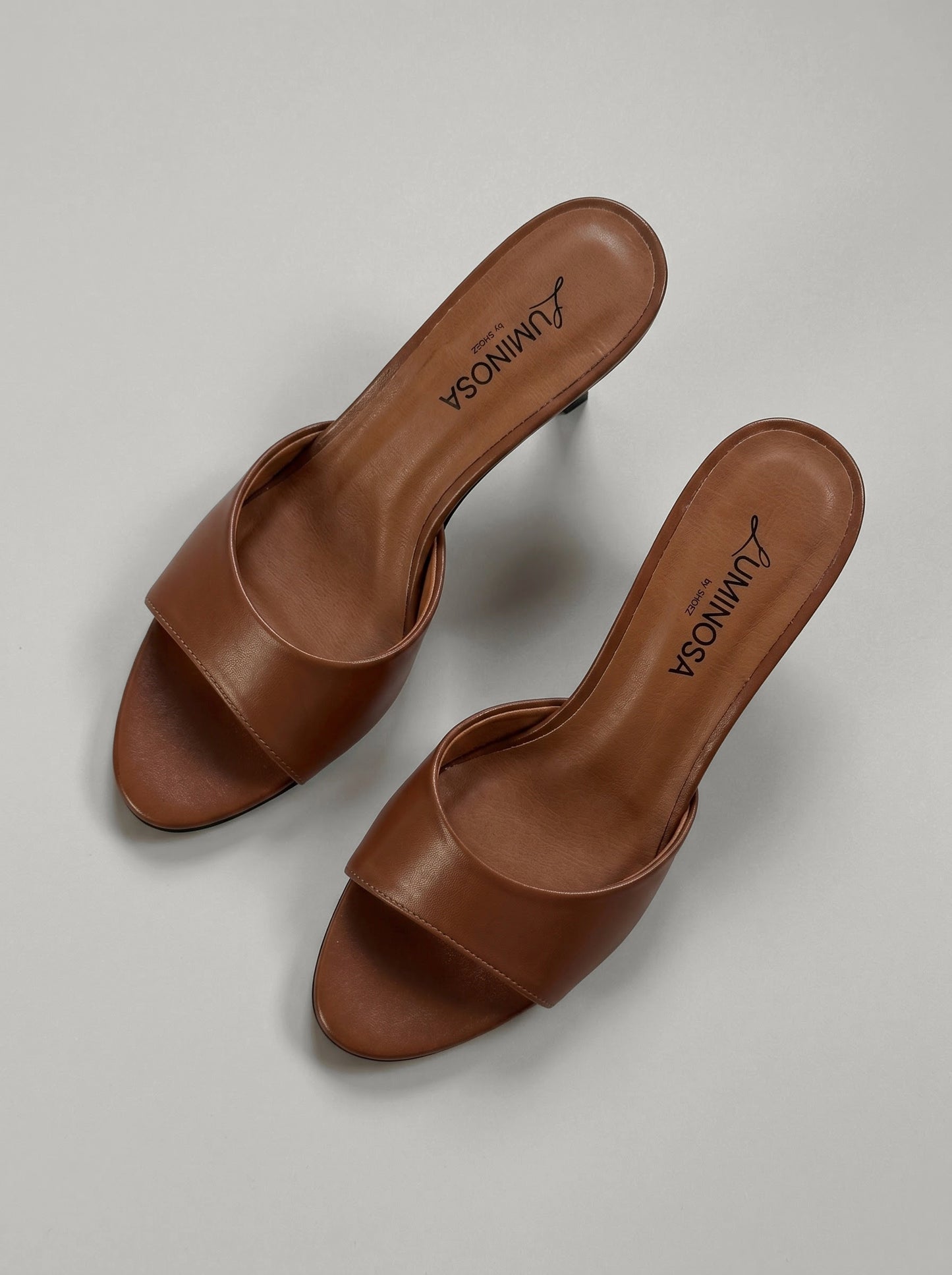 Pre-Order - Velma Caramel