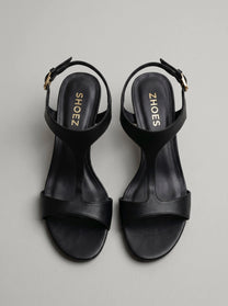 Capsule - Varena Black