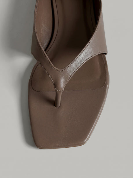 Capsule - Liam Brown Flat