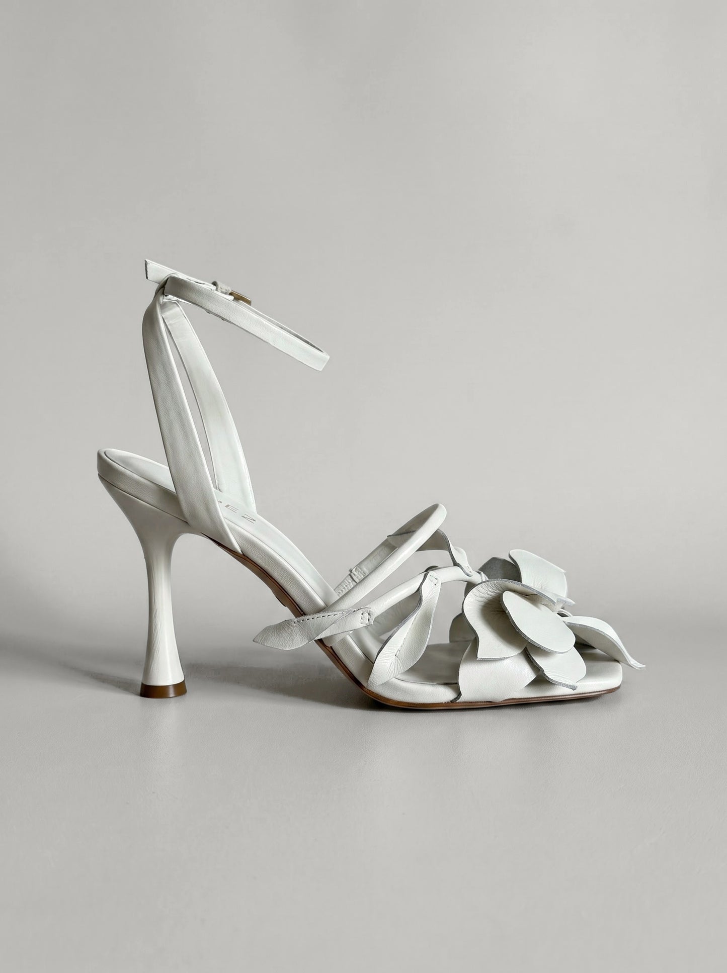 Capsule - Ashly Heel Off-White