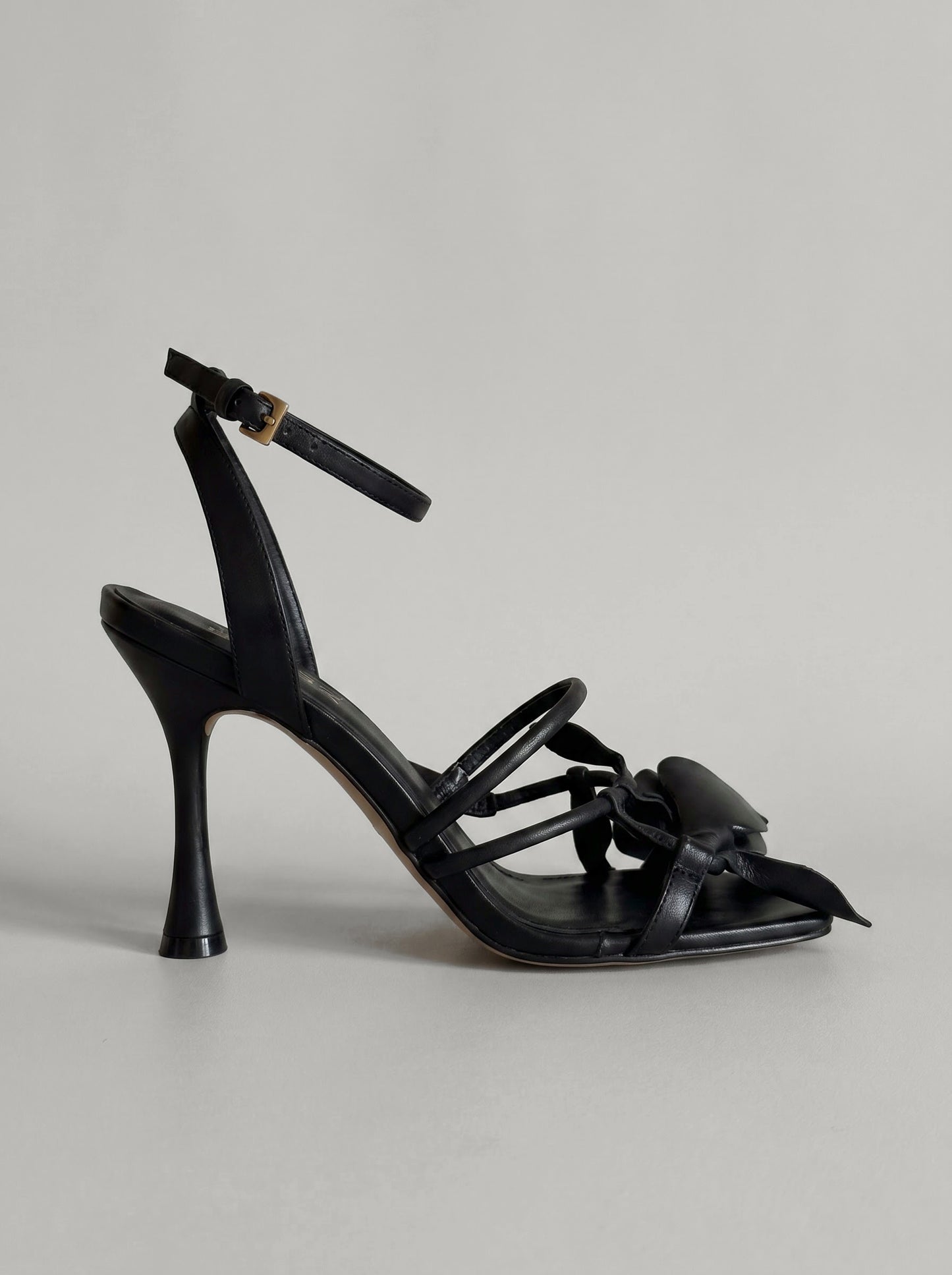 Capsule - Ashly Heel Black