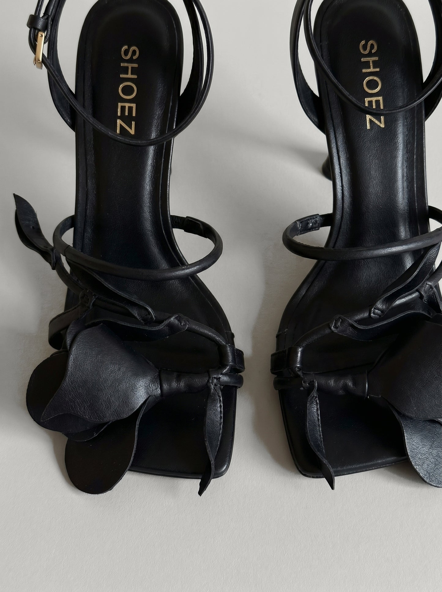 Capsule - Ashly Heel Black