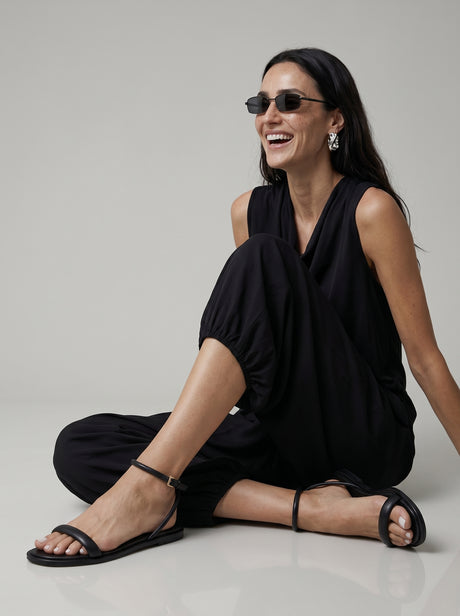 Capsule - Sorena Black