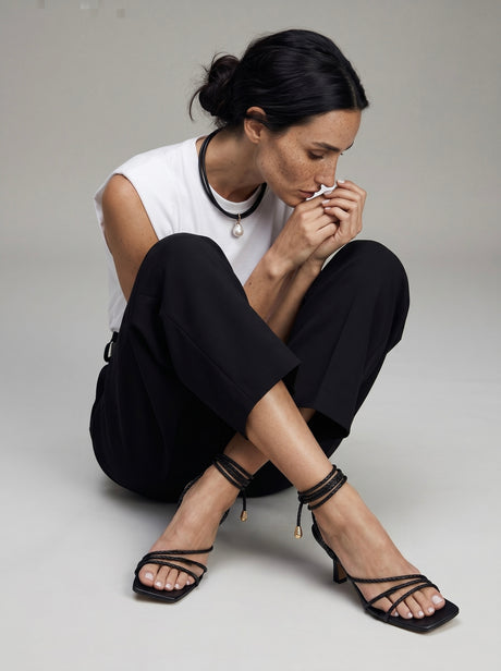 Capsule - Noa Heel Black