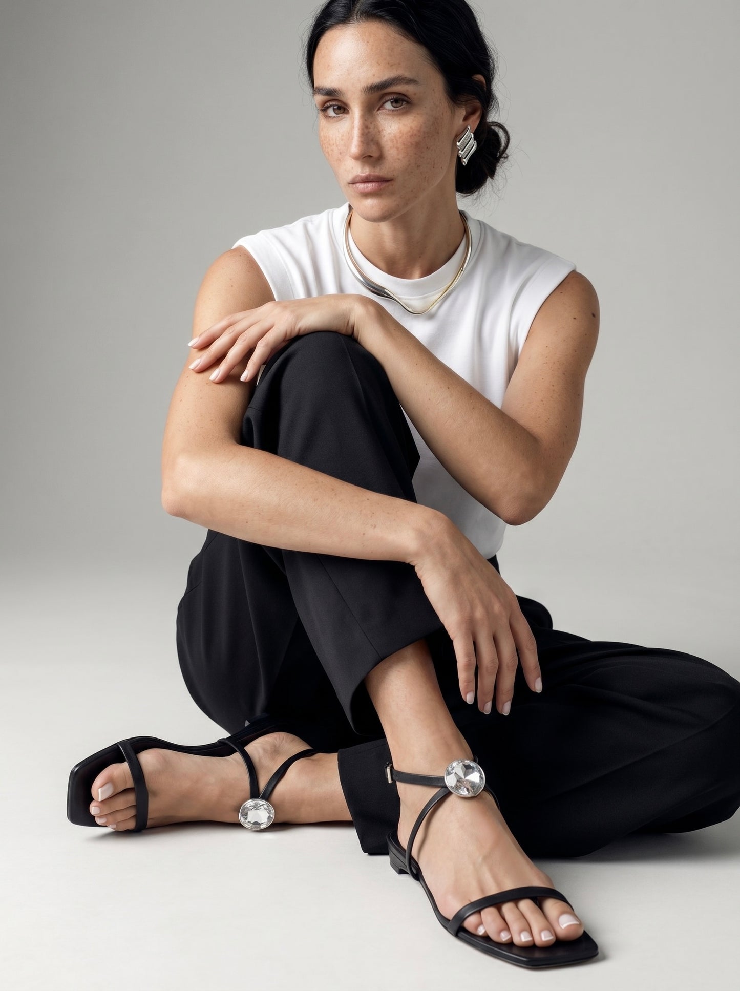 Capsule - Kaia Black