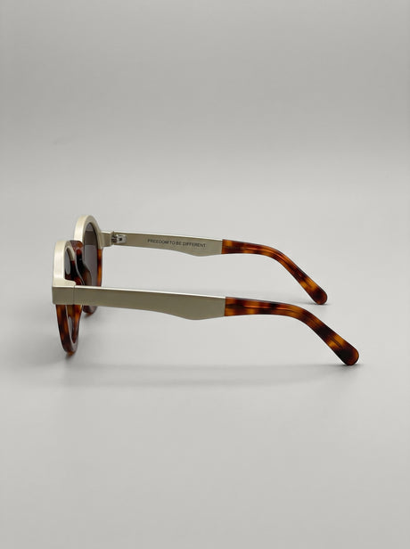 Dalston Cream&amp;Tortoise