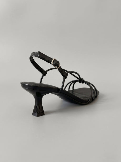 Vera Black