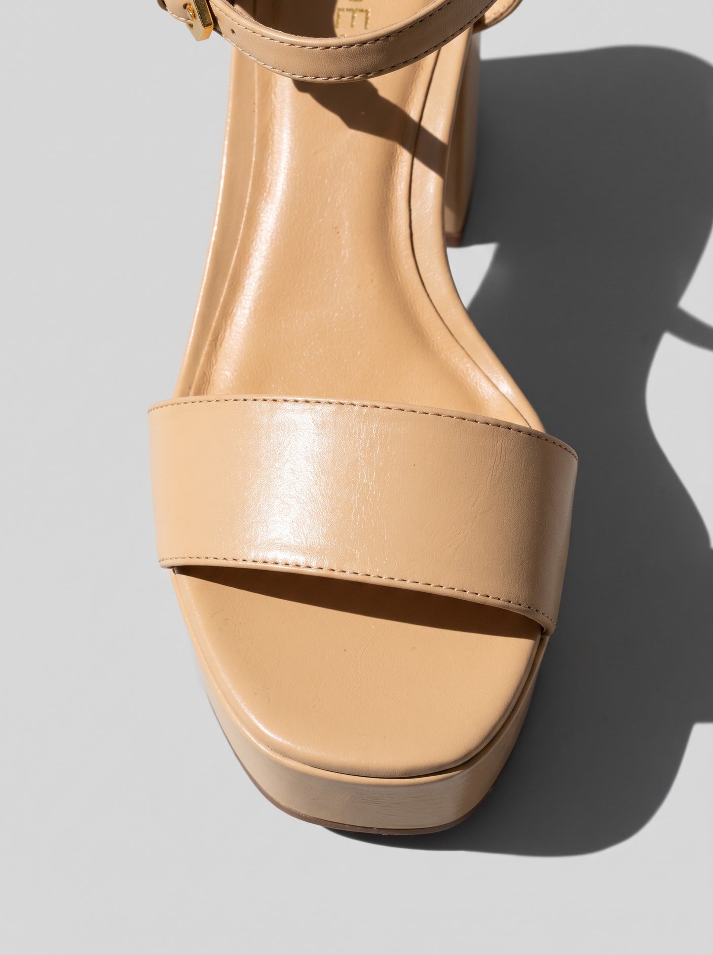 Capsule - Loren Nude