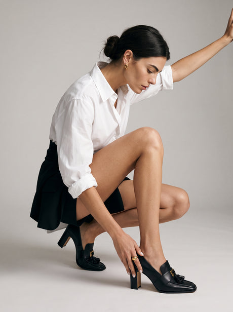 Capsule - Sanna Black