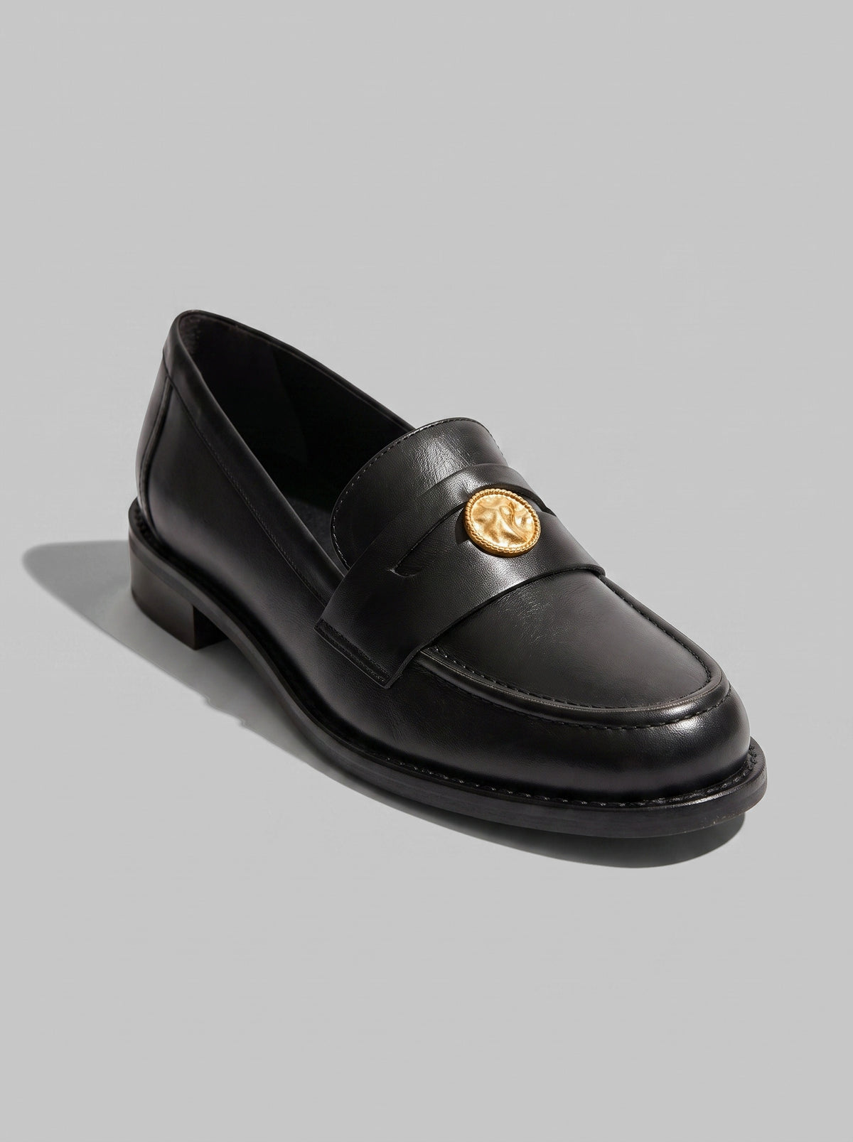 Capsule - Calista Black