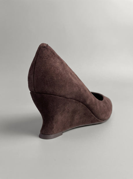 Capsule - Norelle Ganache
