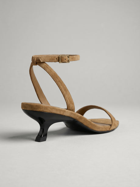 Elvara Camel