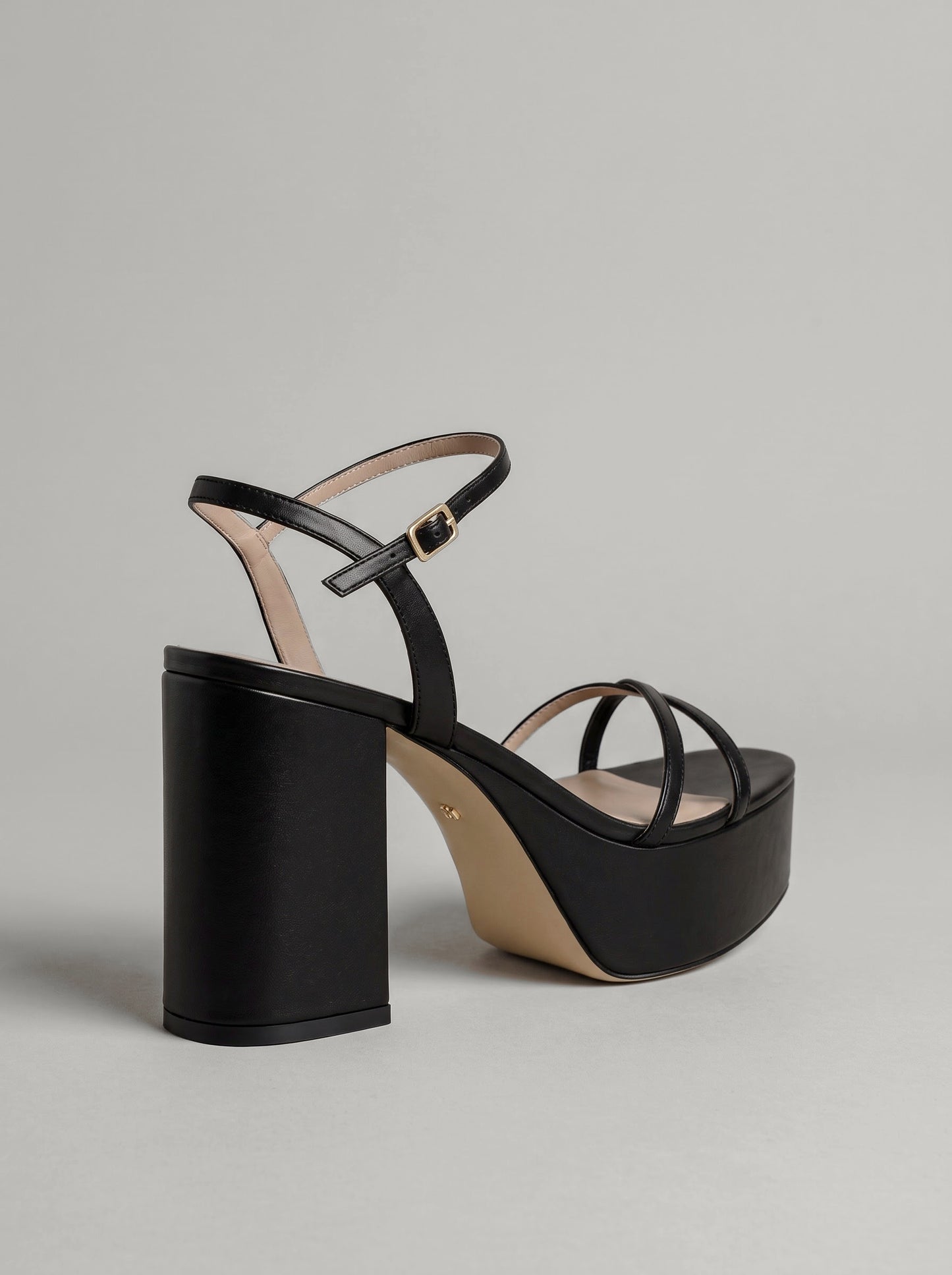 Sorella Black