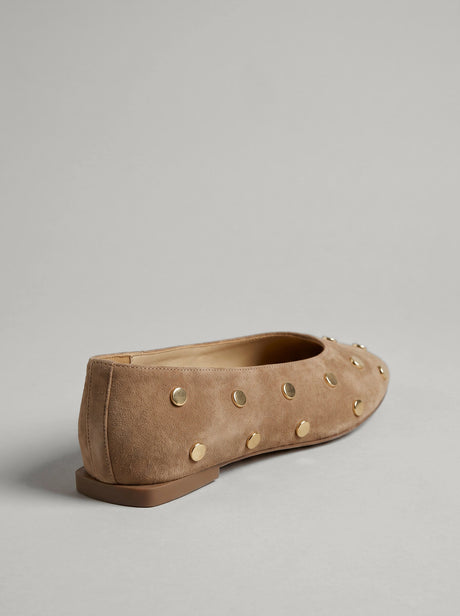 Aurelia Camel
