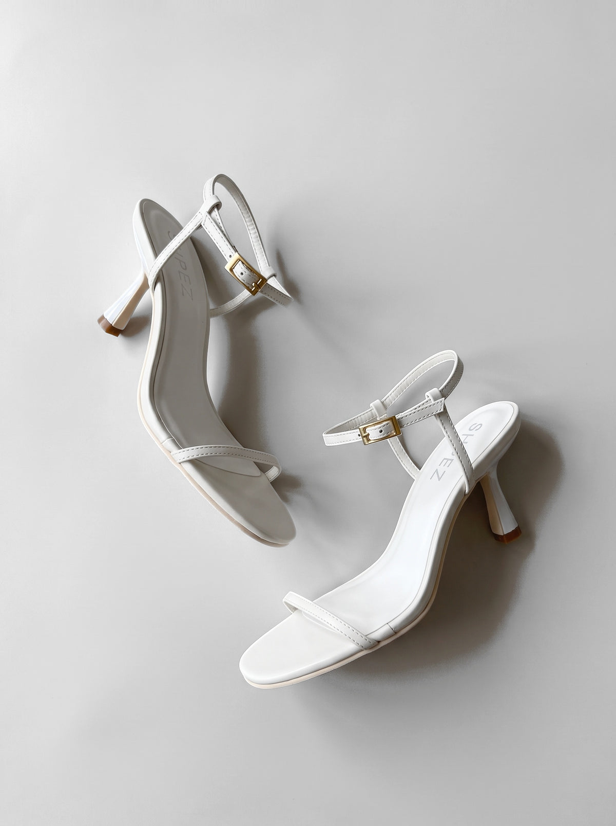 Eloria White