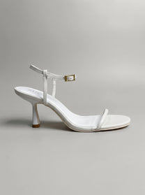 Eloria White