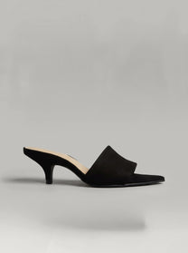 Ilaria Black
