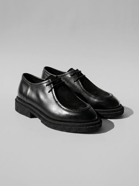 Lucca Black