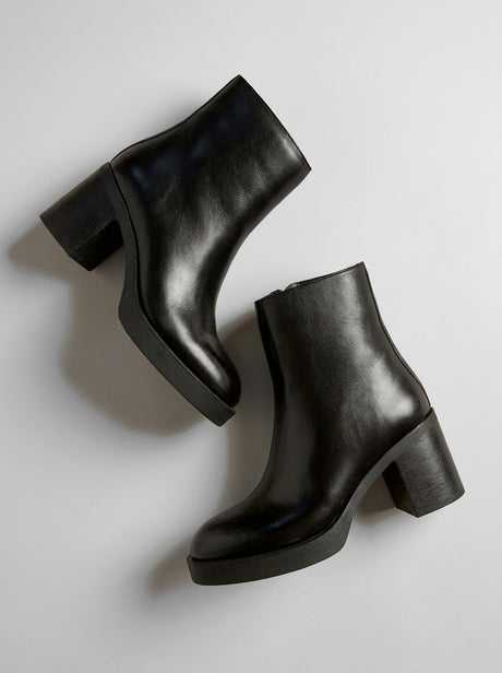 Genoa Black