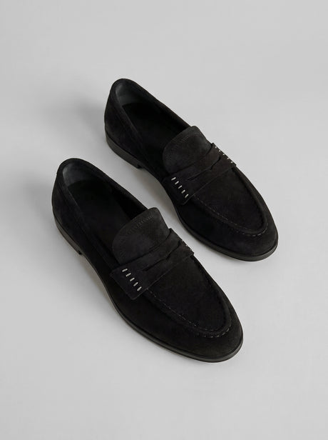 Calvera Black