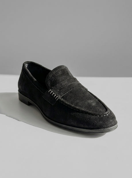 Calvera Black