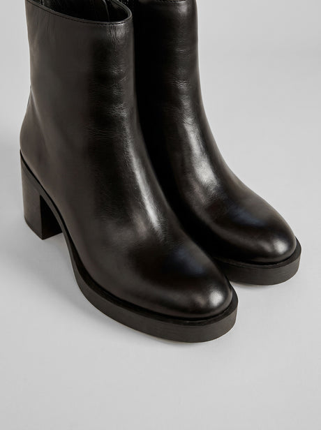 Genoa Black