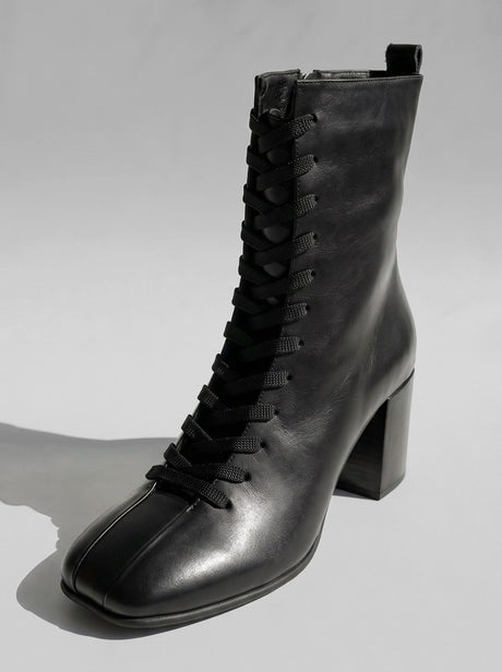 Novara Black