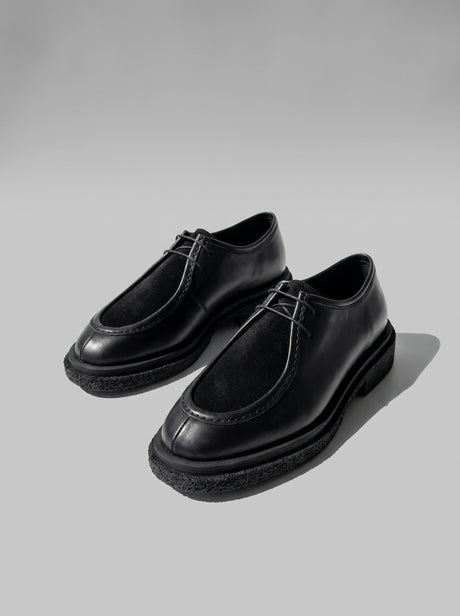 Lucca Black