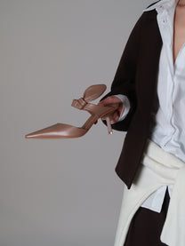 Capsule - Adrian Mocha