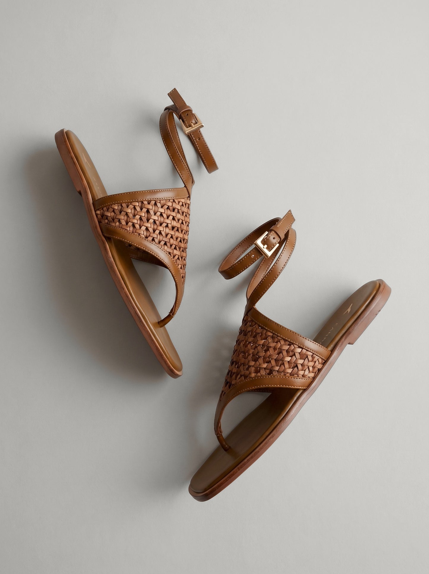 Capsule - Solea Brown