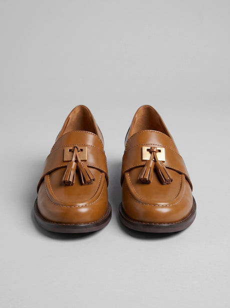 Capsule - Corin Ginger