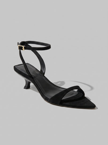 Elvara Black