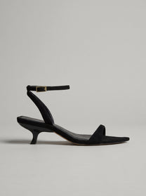 Elvara Black