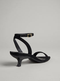 Elvara Black