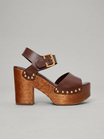 Capsule - Neomi Browm