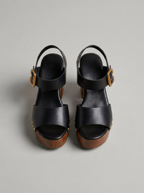 Capsule - Neomi Black
