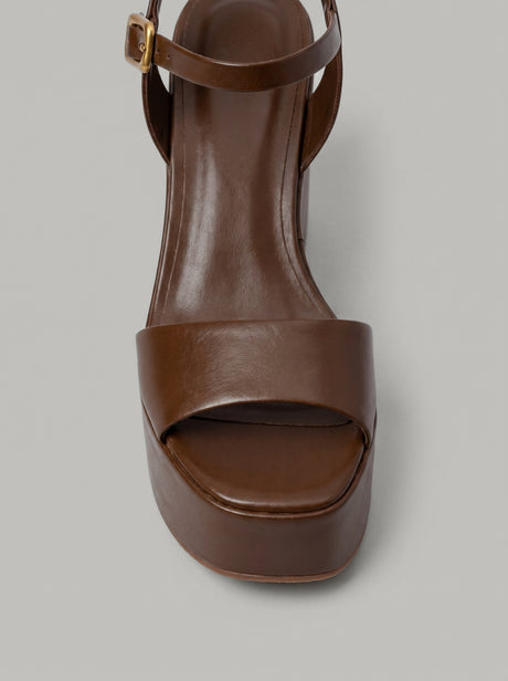 Capsule - Mia Brown