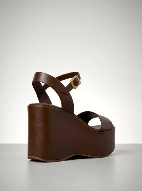 Capsule - Mia Brown